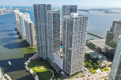495 Brickell Ave #1511 1