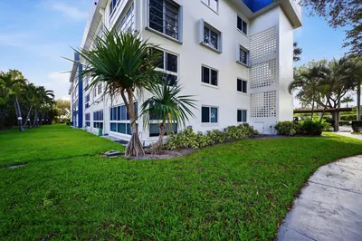 3401 Spanish Trail #148 1