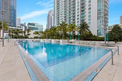 951 Brickell Ave #1801 1