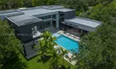 7425 Howard Dr Photo