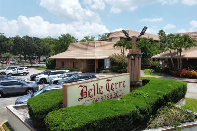 7800 W Oakland Park Blvd #D210 1