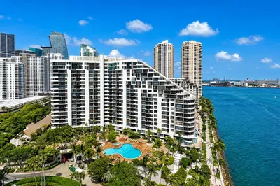 520 Brickell Key Dr #A1113 1