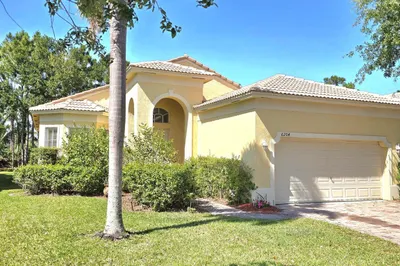 6204 Spring Lake Terrace 1