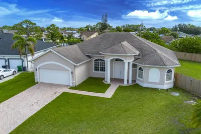2301 SW Vale 1