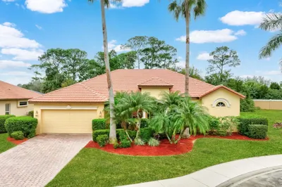 833 SW Vineland Court 1