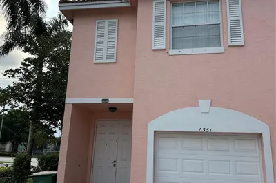 6351 Landings Way 1