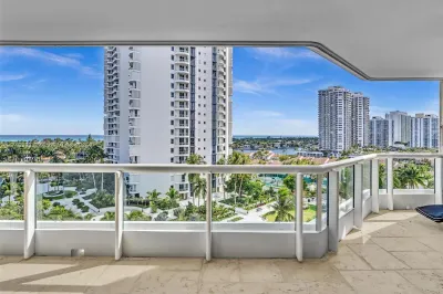 21055 Yacht Club Dr #1102