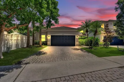 3932 NW 62nd Court 1