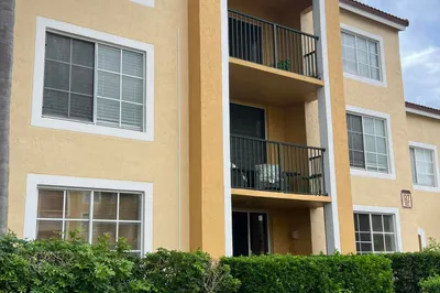127 Yacht Club Way #207 1