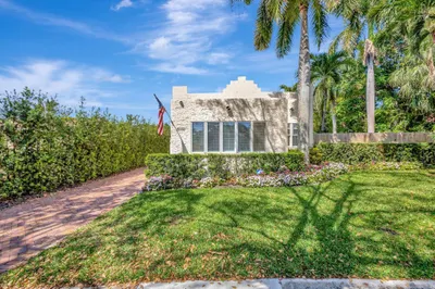 813 Avon Road 1