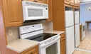 2094 Cornwall E Photo