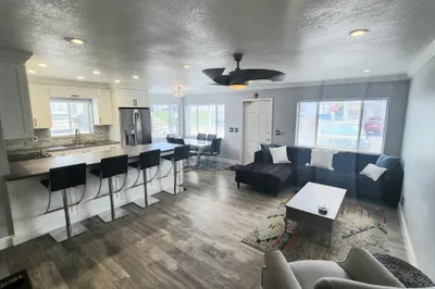 3000 Lake Osborne Drive #111 1