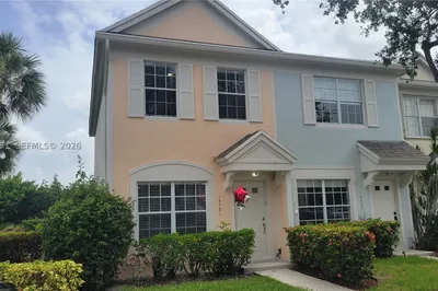16731 Hemingway Dr 1