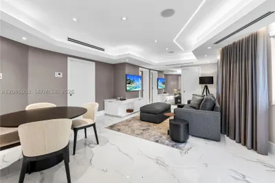 10190 Collins Ave #203 1