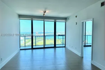 888 Biscayne Blvd #5107 1