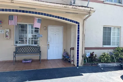 10009 W Okeechobee Road #103 1