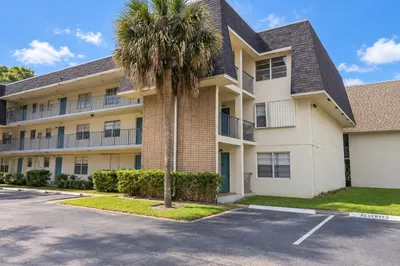 613 S STATE ROAD 7 #2F 1
