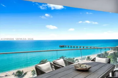 16901 Collins Ave #803 1