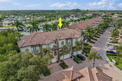25 Marina Gardens Drive 1