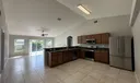 302 NE Greenbrier Ave Photo