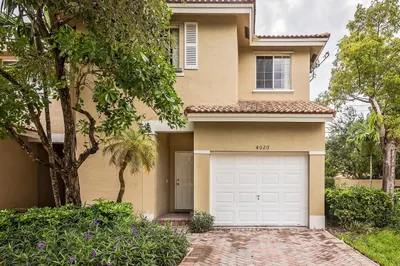 4020 NW 90th Way 1