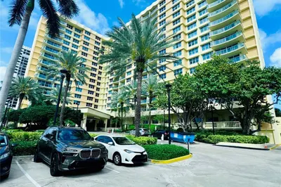 2501 S Ocean Drive #1005 1