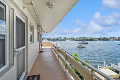 9 N Birch Road #304 1