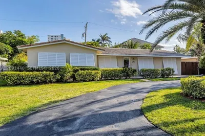 3404 Barton Rd 1