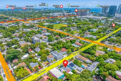 266 NW 32nd St 1
