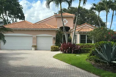 3836 Outlook Court 1