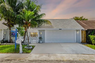 1451 Loon Ct 1