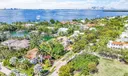 550 Harbor Dr Photo
