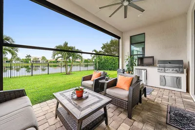 8884 Grand Prix Lane 1