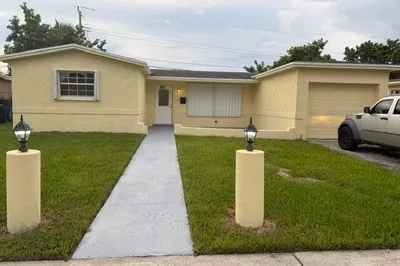 3921 NW 35th Terrace 1