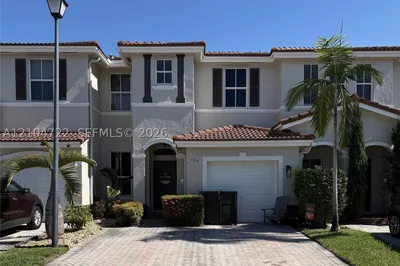 188 Riverwalk Cir 1