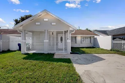 11024 SW 221st Ter 1