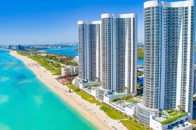 15811 Collins Ave #2305 1