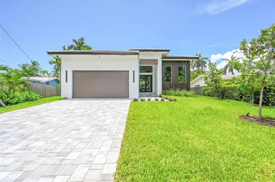 656 NW 21st Street 1
