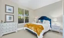 314 W Riverside Drive Photo