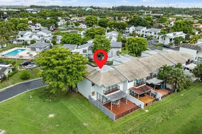 735 NW 105th Pl #C3 1