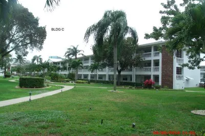 5200 NE 24th Terrace #107-c 1