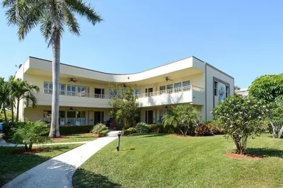Crest Condo