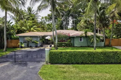 3000 Sherwood Boulevard 1