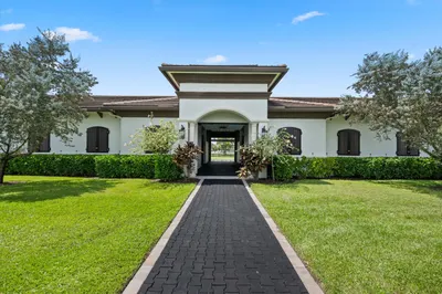 843 Stallion Drive 1