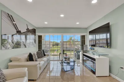 502 Davis Road #12 1