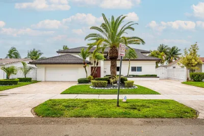 8530 NW 174th St 1