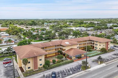 1050 E Sample Rd #309 1