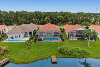688 SW Lake Charles Circle 1
