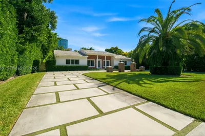 530 Sabal Palm Rd 1