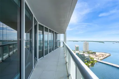 495 Brickell Ave #3601 1